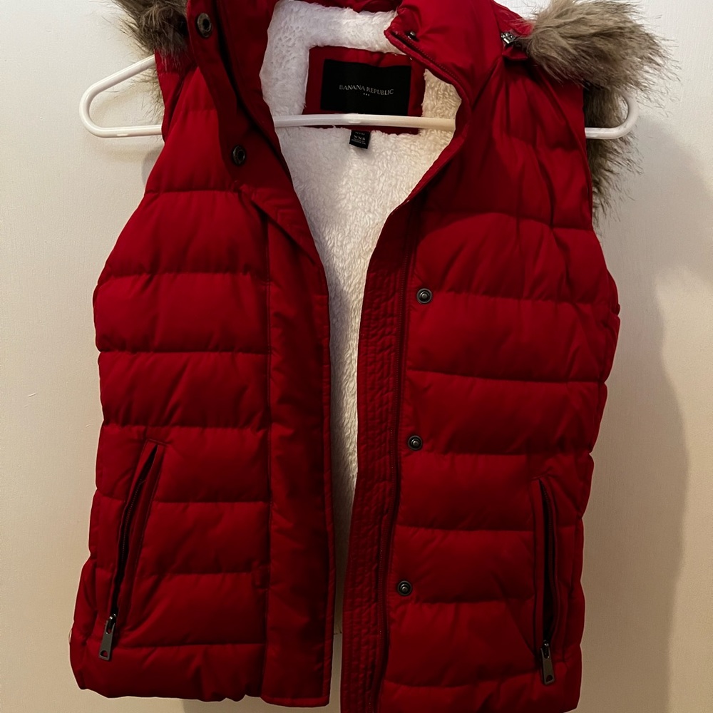 Banana Republic Puffer Vest with hood - Size XXS Petite
